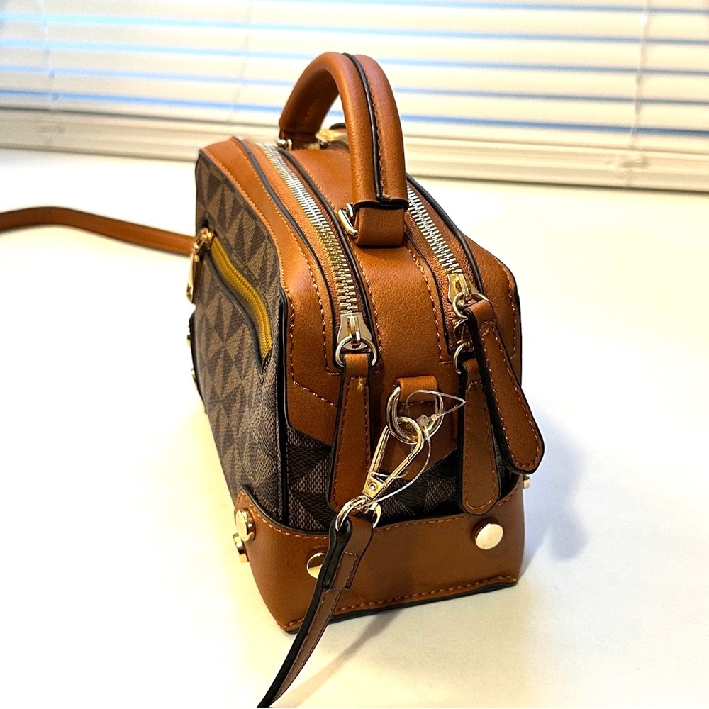 Brown Geometric Patterned Small Crossbody Bag - image 3